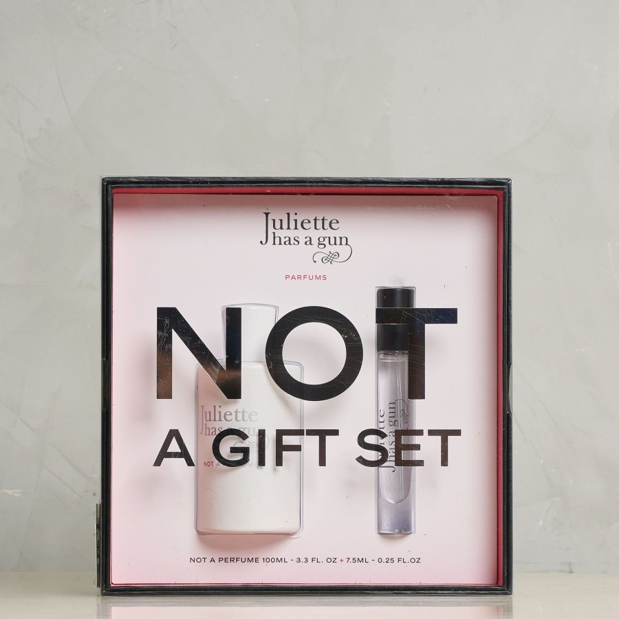 Home Juliette has a gun | Not A Gift Set