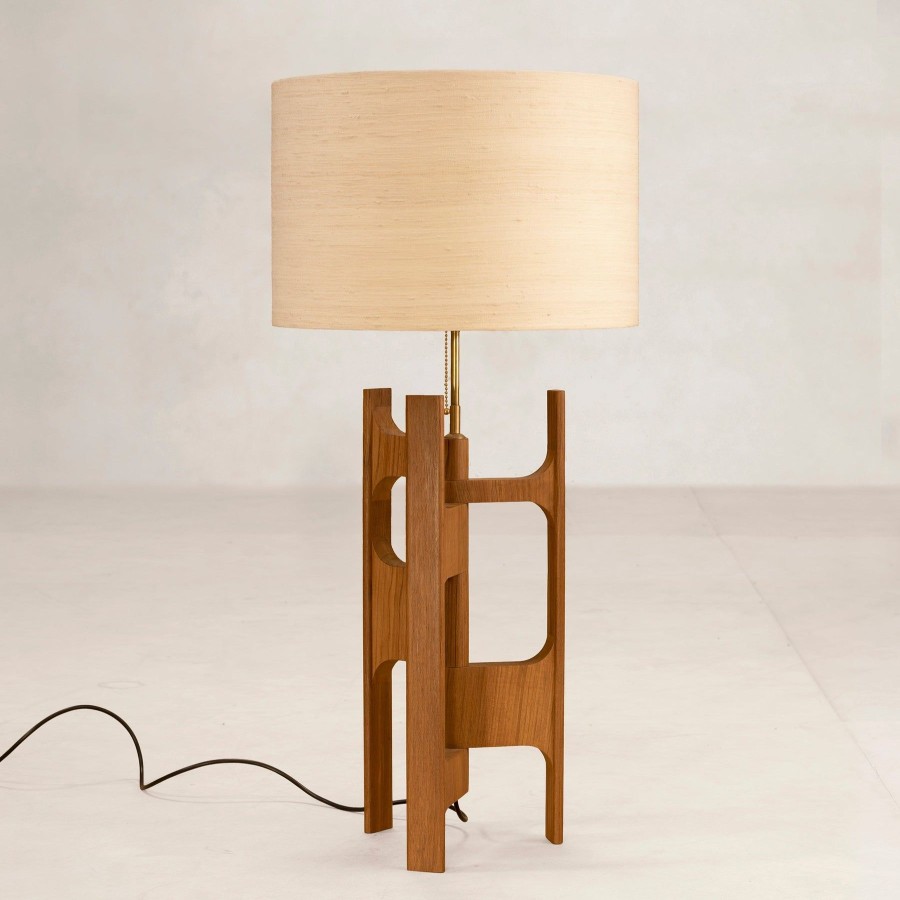 Home Phantom Hands | X+L Table Lamp